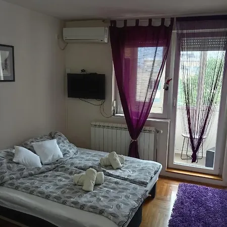 Marinela Apartment *